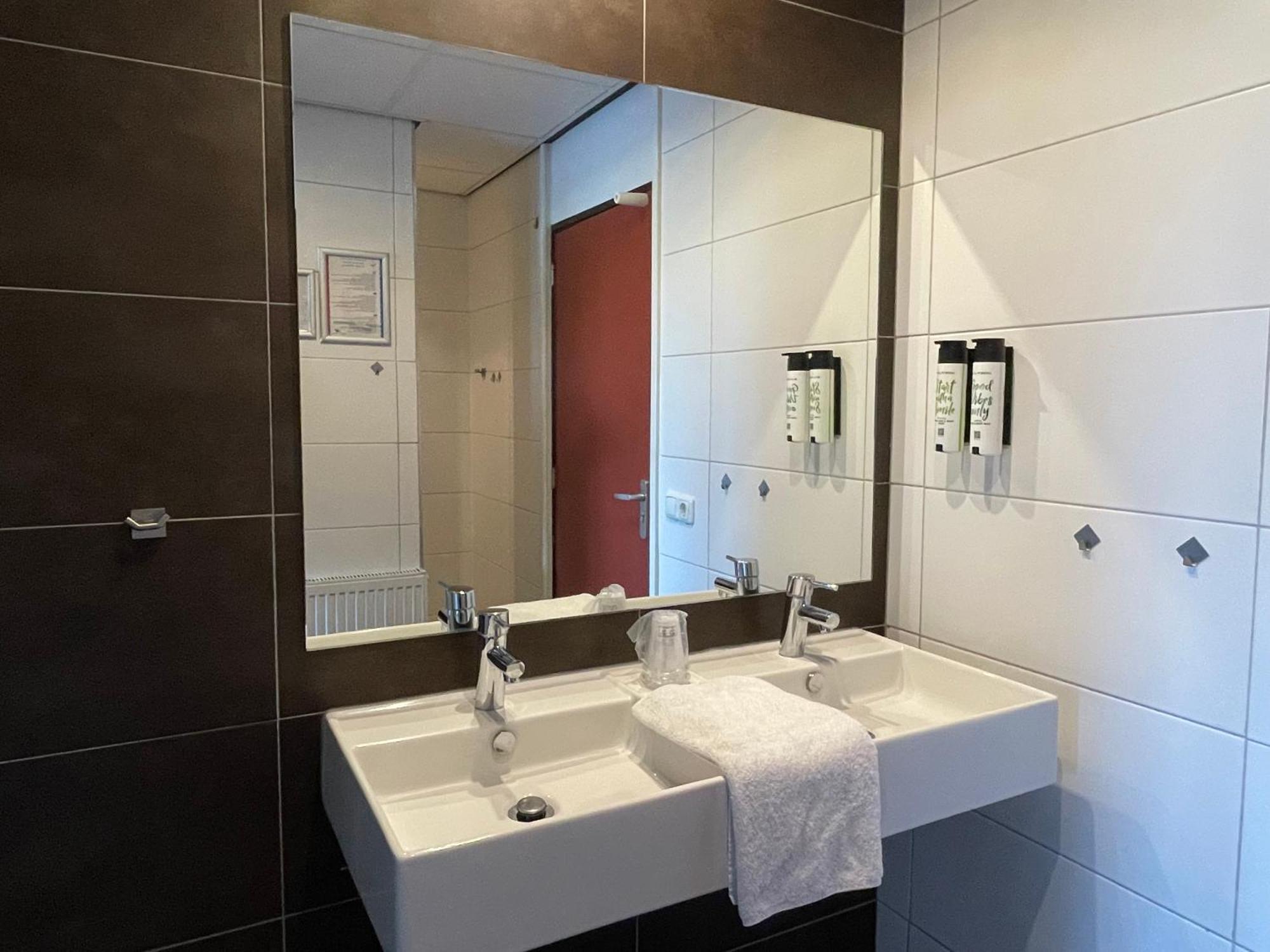Oer'T Hout Hostel Grou Εξωτερικό φωτογραφία