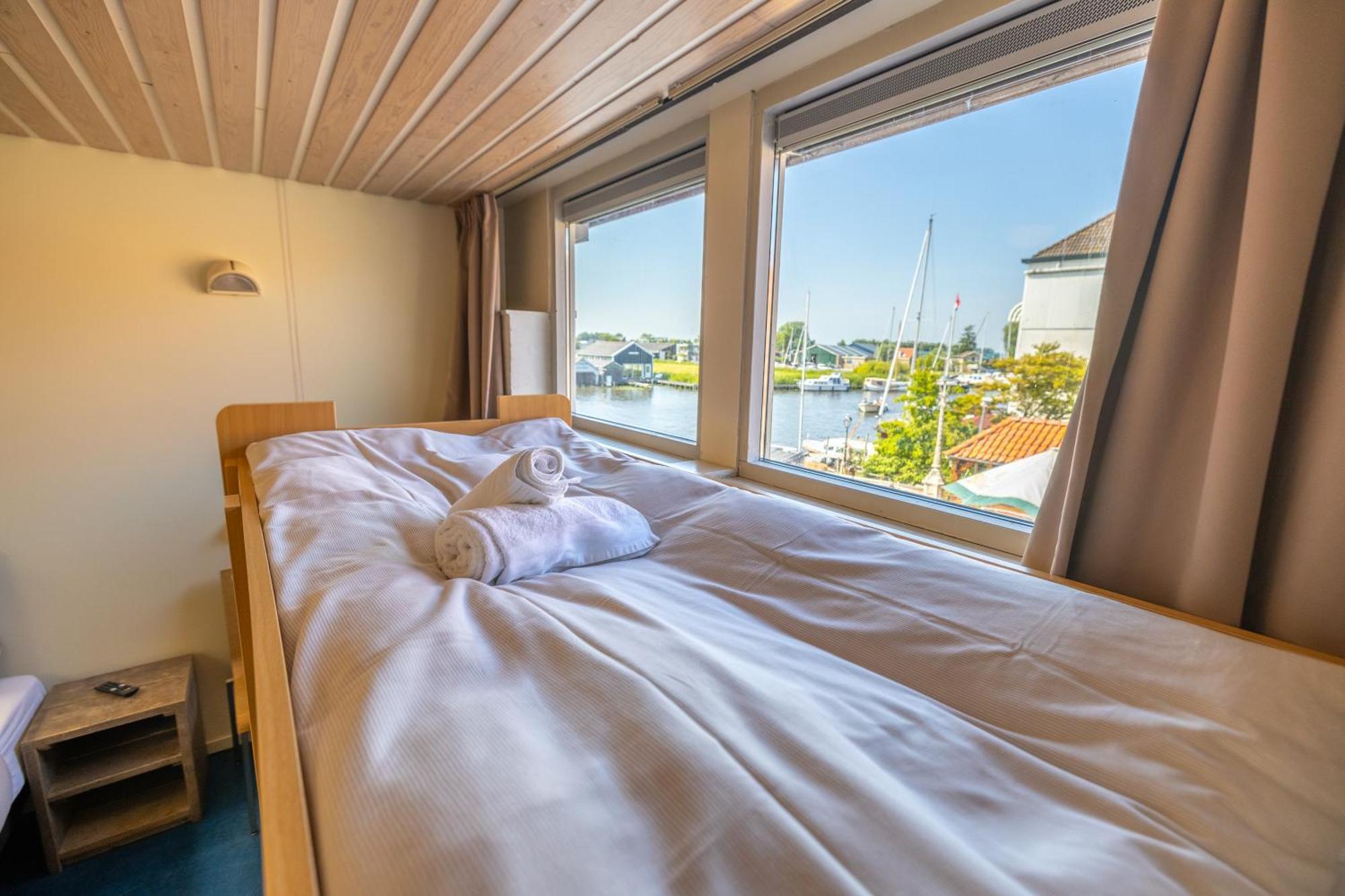 Oer'T Hout Hostel Grou Εξωτερικό φωτογραφία